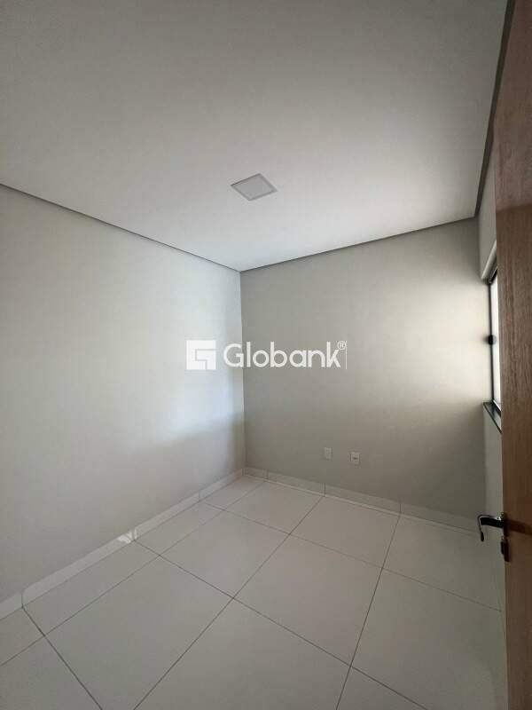 Casa 2 quartos à venda Santos Dumont 46m² Montes Claros MG: 