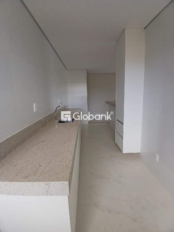 Apartamento 3 quartos à venda Jardim São Luiz 157m² Montes Claros MG: 