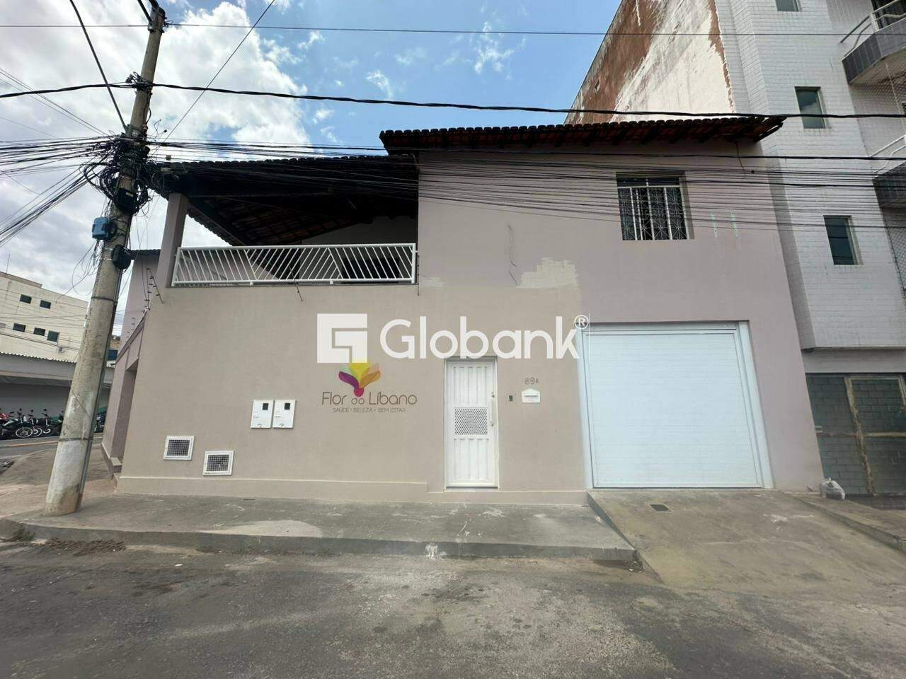 Sala comercial para aluguel Centro 30m² Montes Claros MG: Fachada