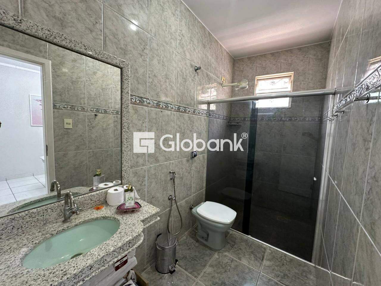 Sala comercial para aluguel Centro 30m² Montes Claros MG: 