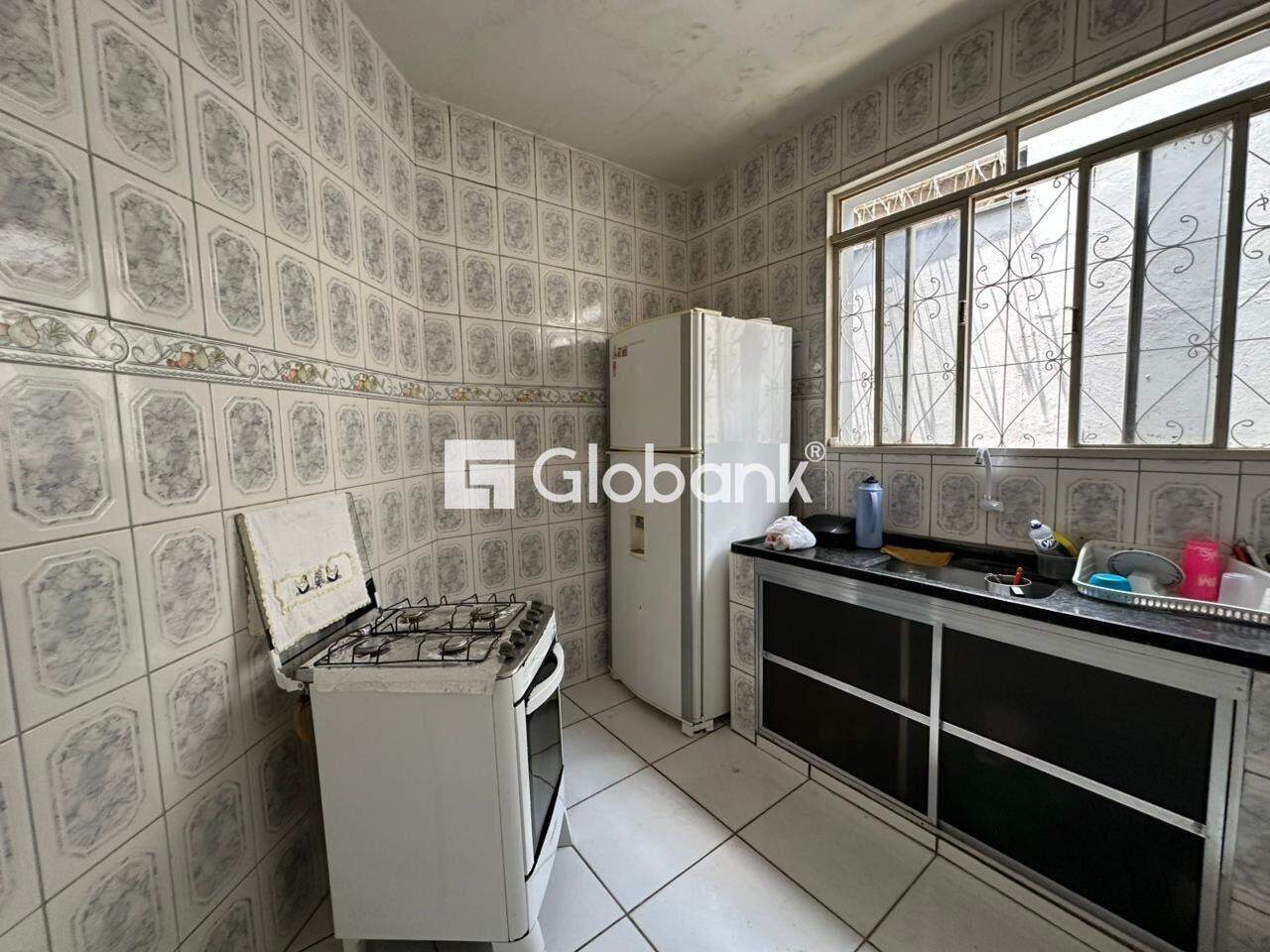 Sala comercial para aluguel Centro 25m² Montes Claros MG: 