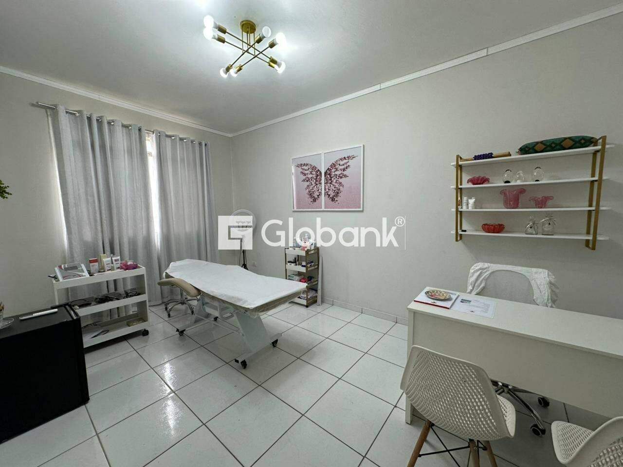 Sala comercial para aluguel Centro 30m² Montes Claros MG: 
