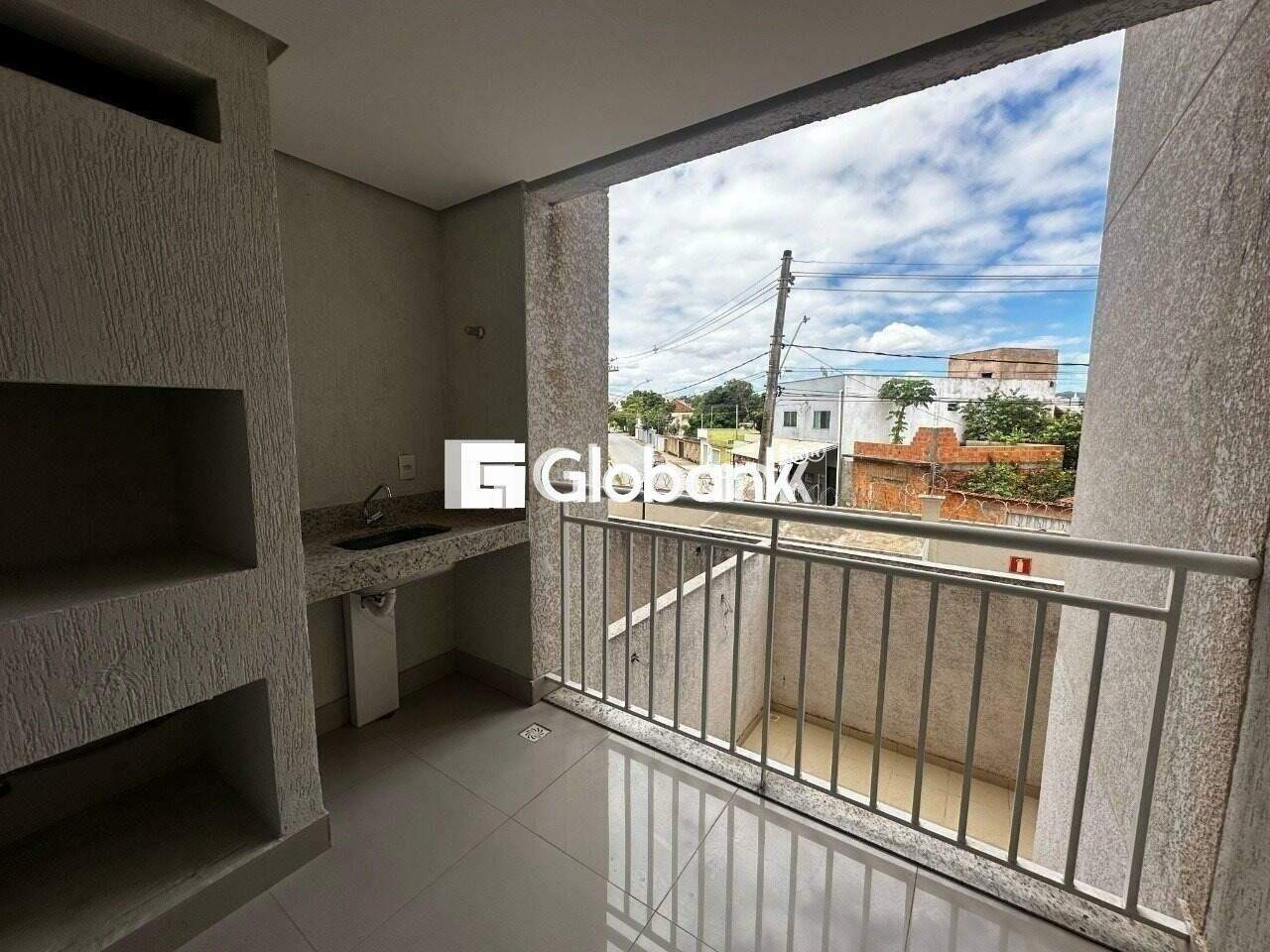 Apartamento 2 quartos para aluguel São José 90m² Montes Claros MG: Sacada