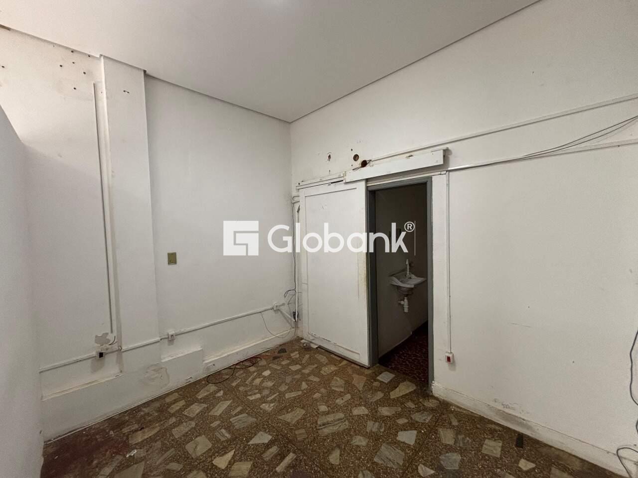 Ponto comercial para aluguel Centro 80m² Montes Claros MG: 