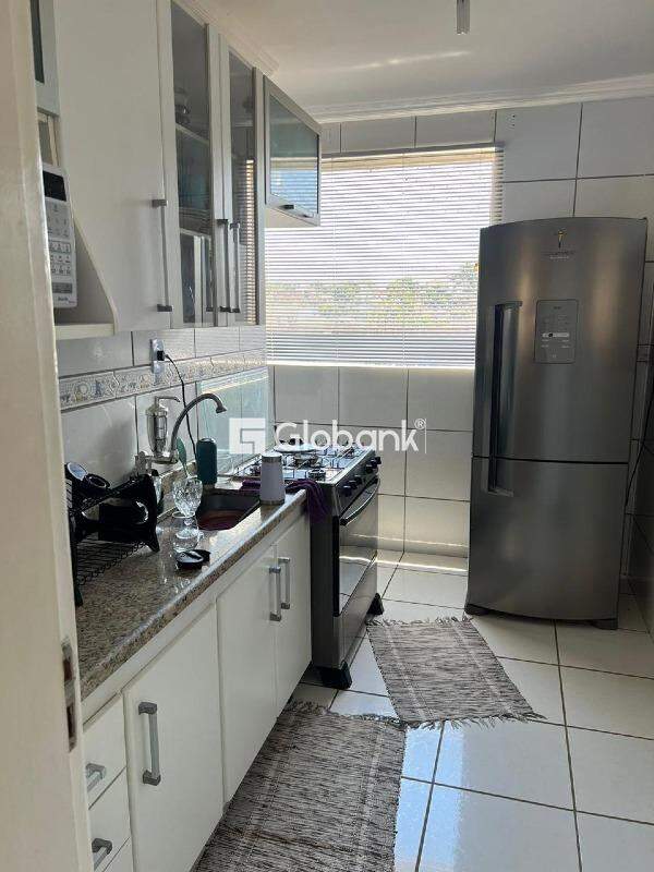 Apartamento 3 quartos à venda Morada do Parque 76m² Montes Claros MG: