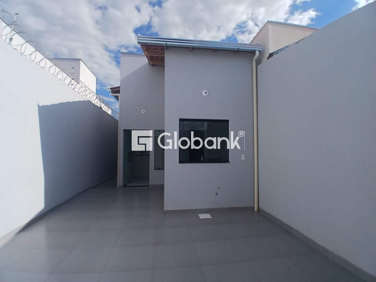 Casa 2 quartos à venda Interlagos 55m² Montes Claros MG: 