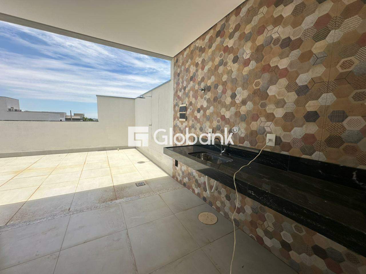 Cobertura 3 quartos para aluguel Ibituruna 140m² Montes Claros MG: