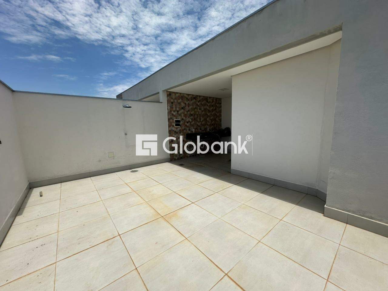 Cobertura 3 quartos para aluguel Ibituruna 140m² Montes Claros MG: