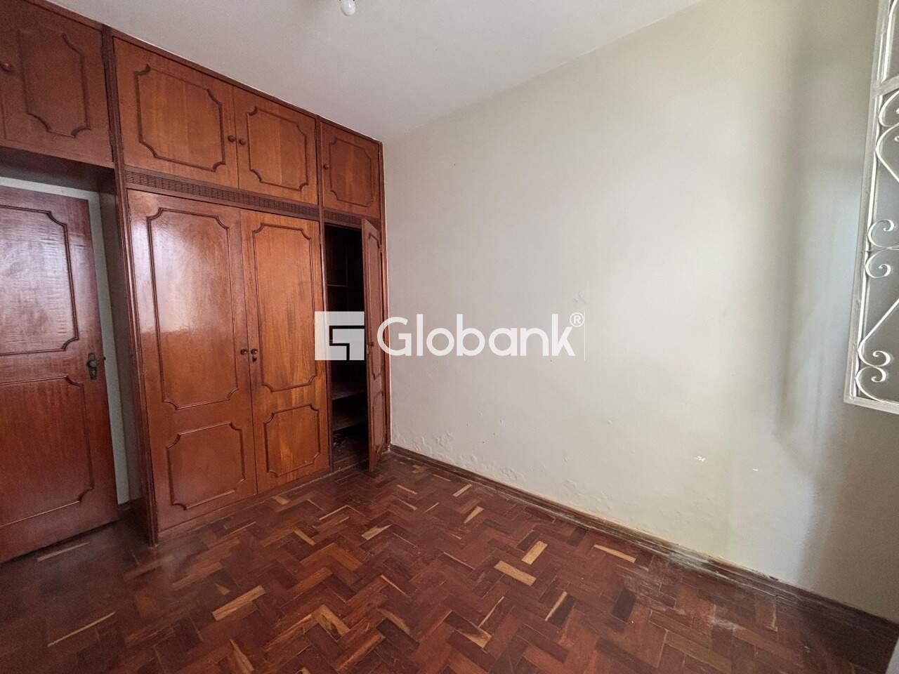 Casa 3 quartos para aluguel Centro 180m² Montes Claros MG: Quarto2