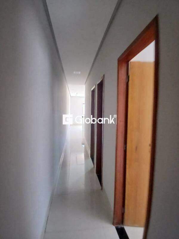 Casa 3 quartos à venda Interlagos 69m² Montes Claros MG: