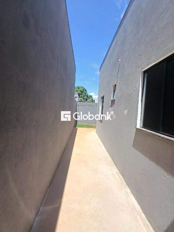 Casa 3 quartos à venda Interlagos 69m² Montes Claros MG: 