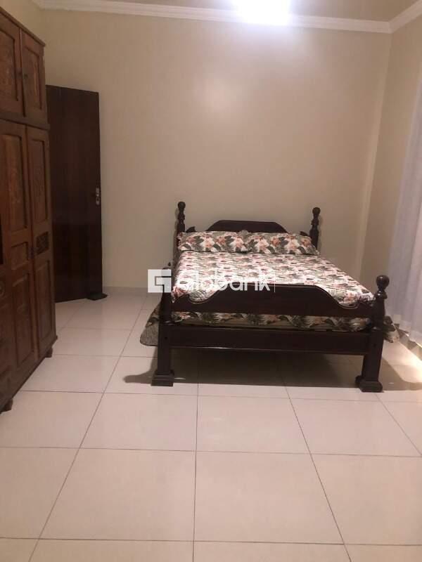 Casa 5 quartos à venda Alice Maia 200m² Montes Claros MG: 