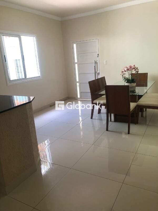 Casa 5 quartos à venda Alice Maia 200m² Montes Claros MG: 