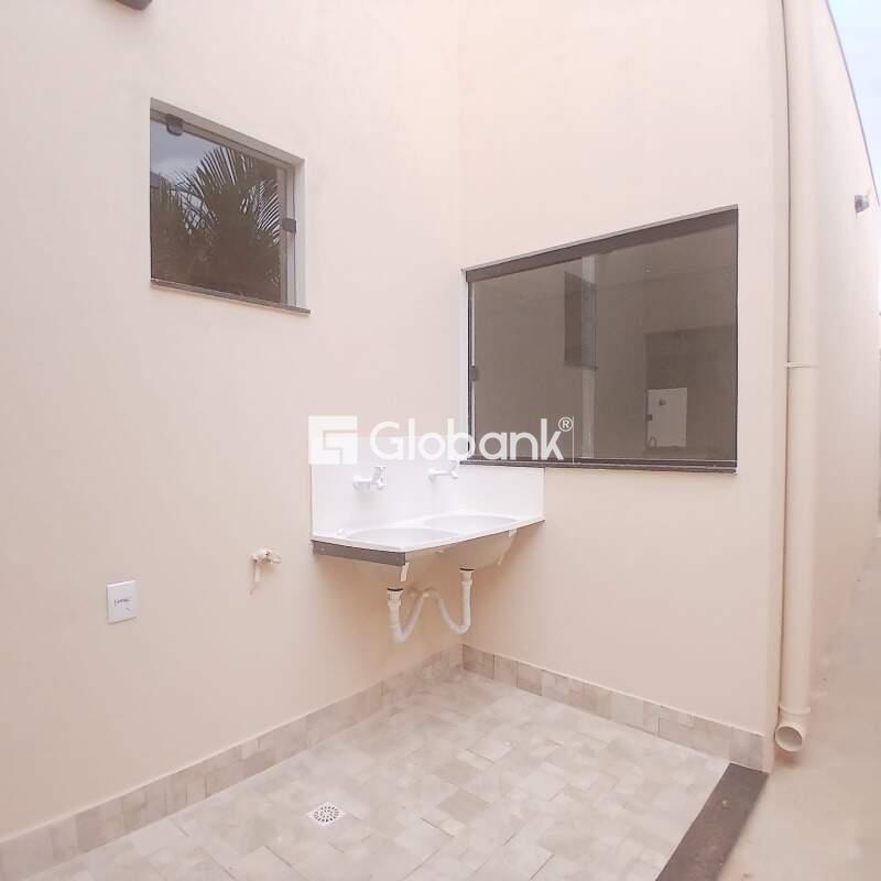 Casa 2 quartos à venda Jardim Primavera 65m² Montes Claros MG: 