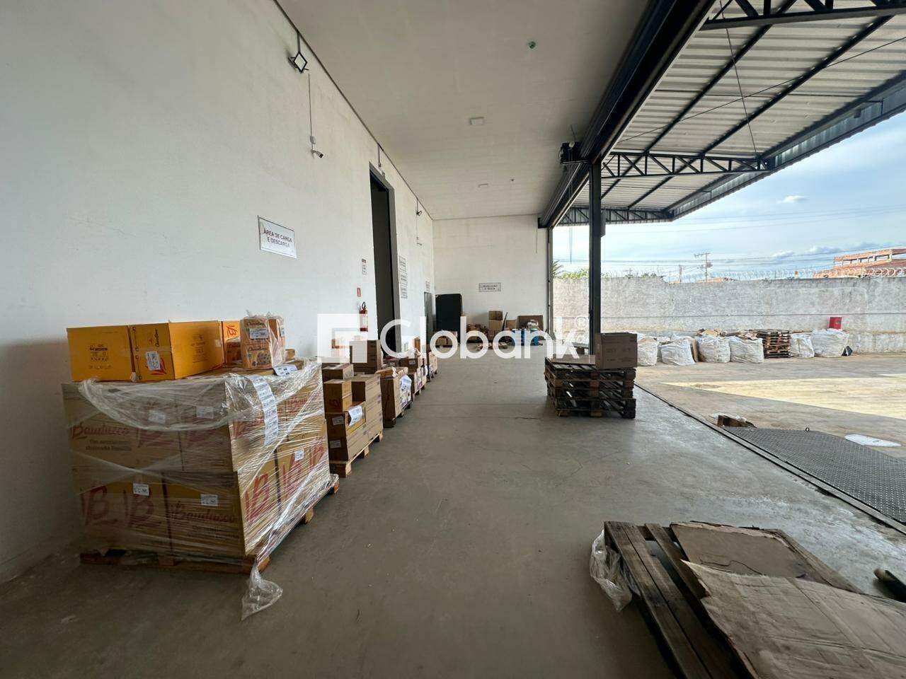 Galpão para aluguel Dos Mangues 1.500m² Montes Claros MG: