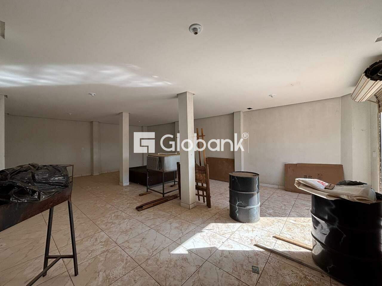 Ponto comercial para aluguel Jardim Olímpico 83m² Montes Claros MG: 