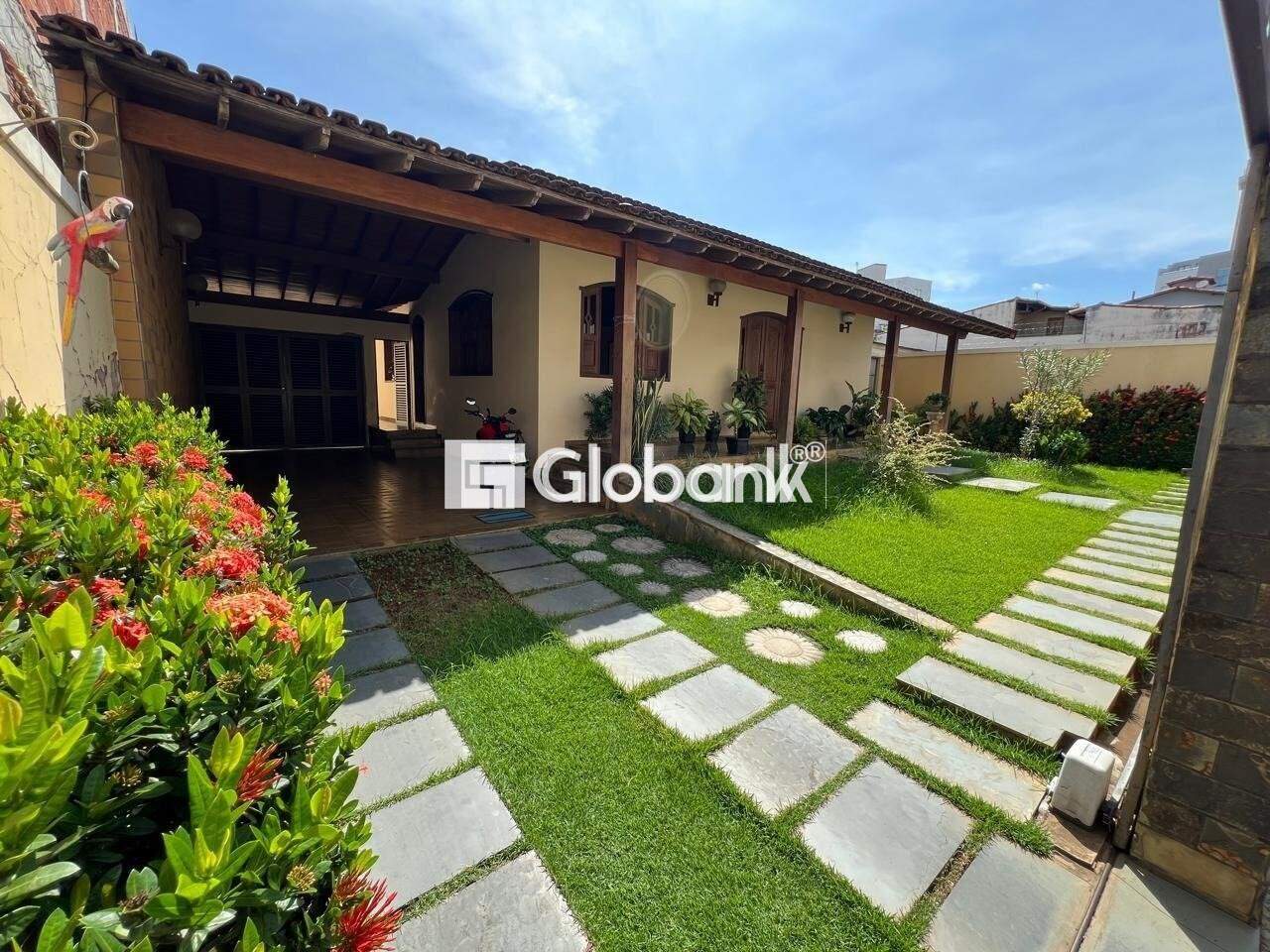 Casa 7 quartos para aluguel Centro 475m² Montes Claros MG: 