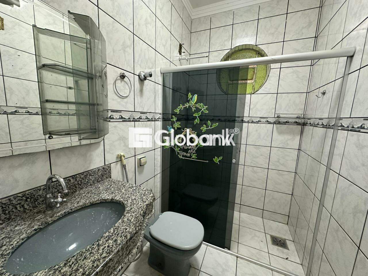 Casa 4 quartos para aluguel Morrinhos 110m² Montes Claros MG: