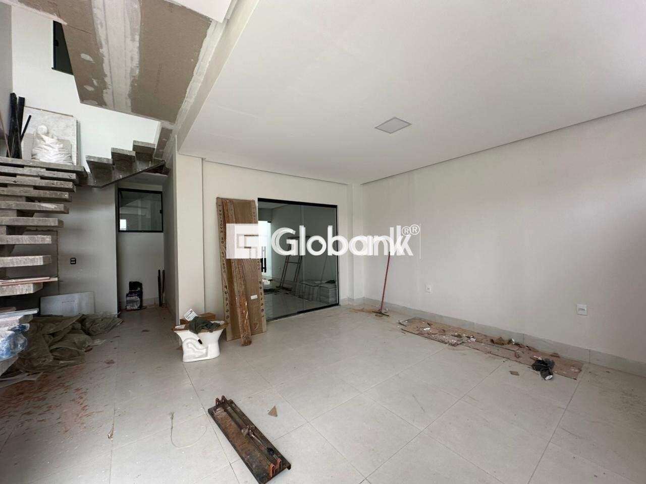 Casa 3 quartos para aluguel Vila Anália 98m² Montes Claros MG: 