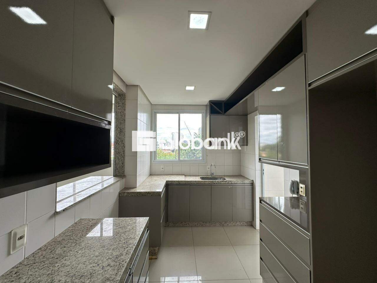 Apartamento 3 quartos para aluguel Cidade Santa Maria 180m² Montes Claros MG: 