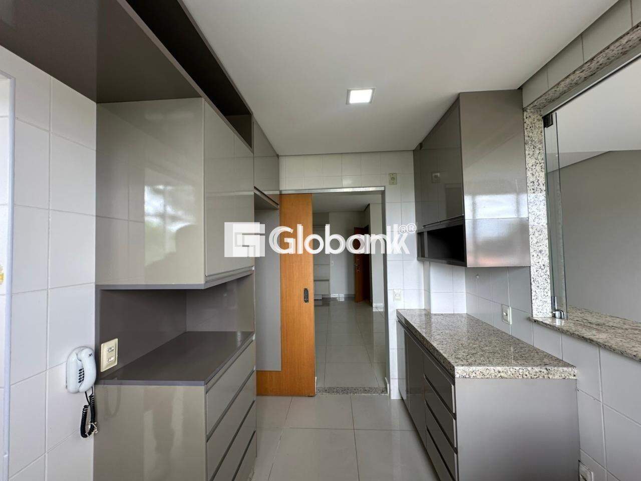 Apartamento 3 quartos para aluguel Cidade Santa Maria 180m² Montes Claros MG: 