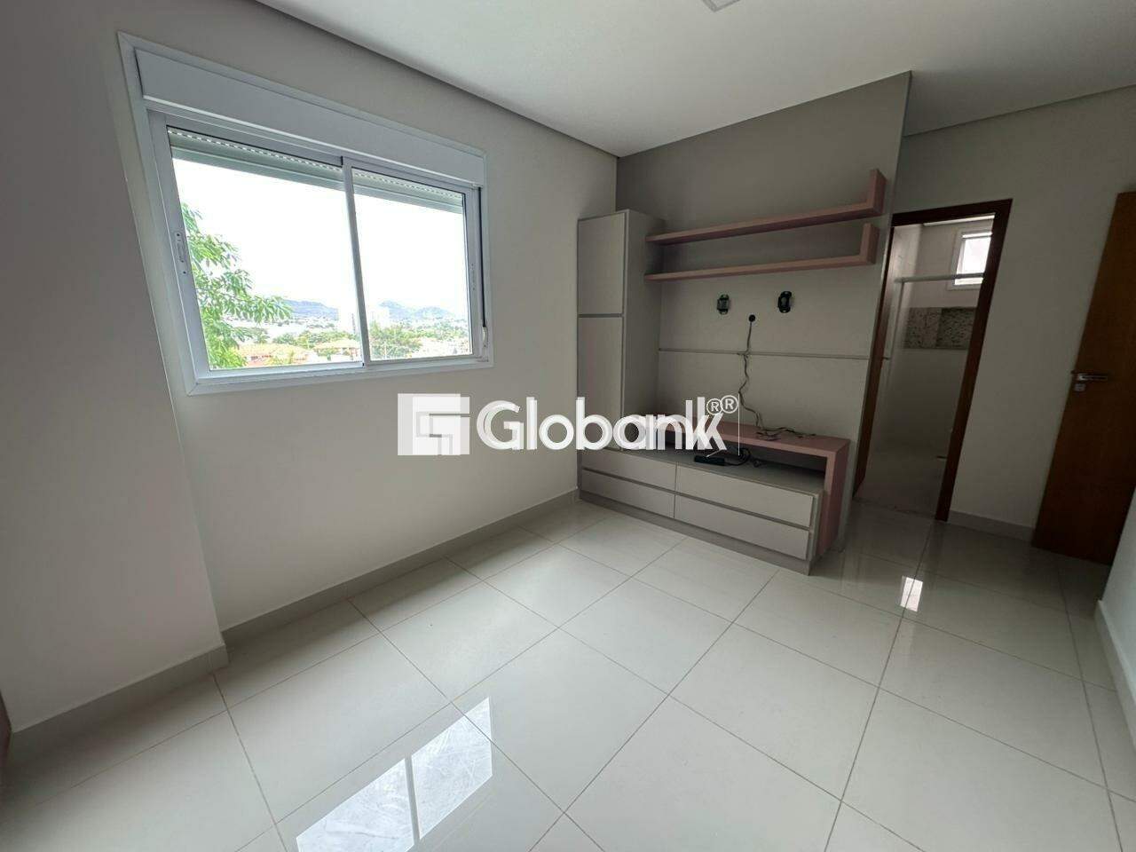 Apartamento 3 quartos para aluguel Cidade Santa Maria 180m² Montes Claros MG: