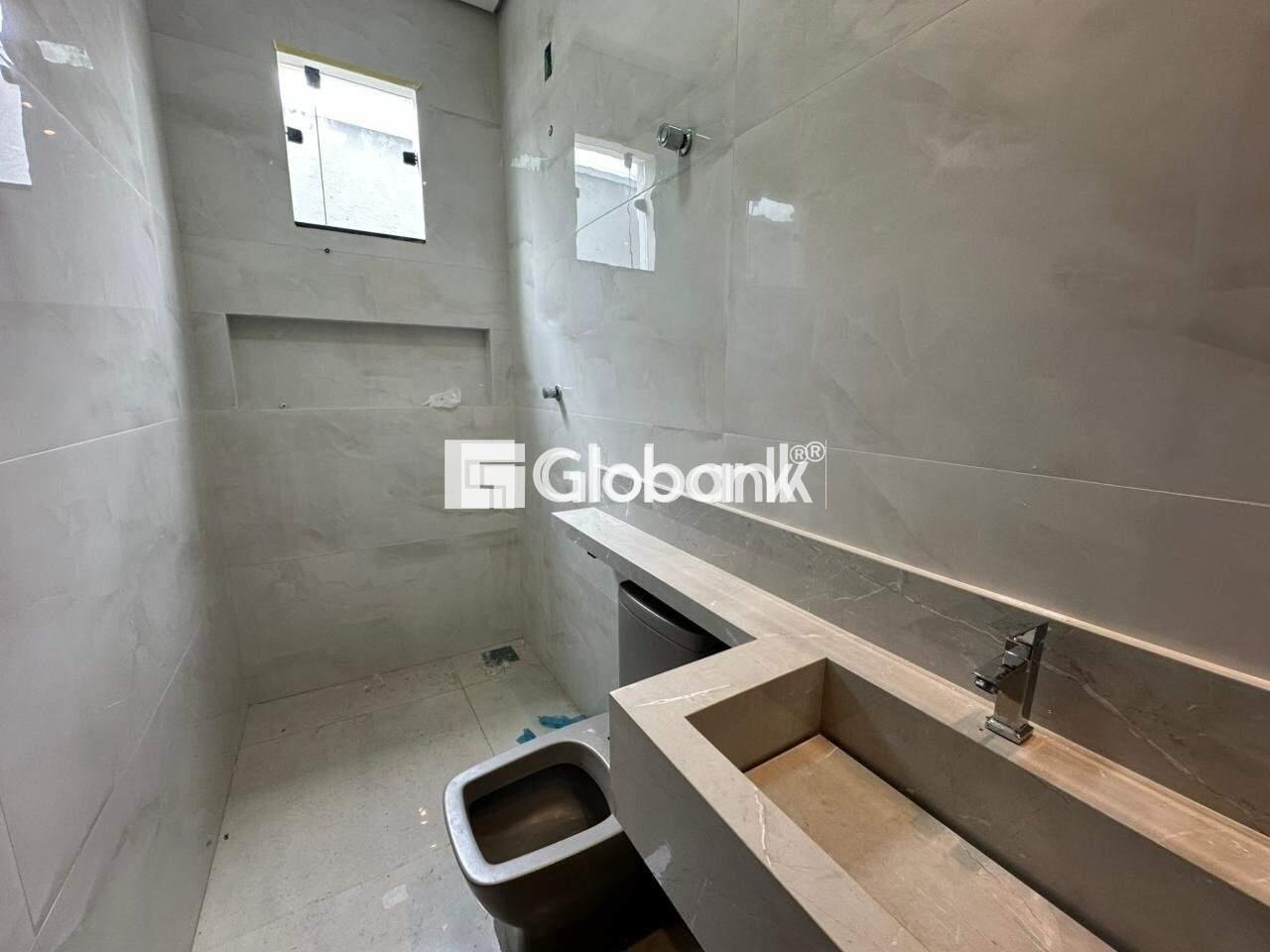 Casa 2 quartos para aluguel Camilo Prates 80m² Montes Claros MG: 