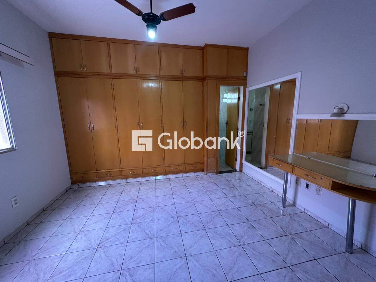 Casa 5 quartos para aluguel Jardim Panorama 280m² Montes Claros MG: