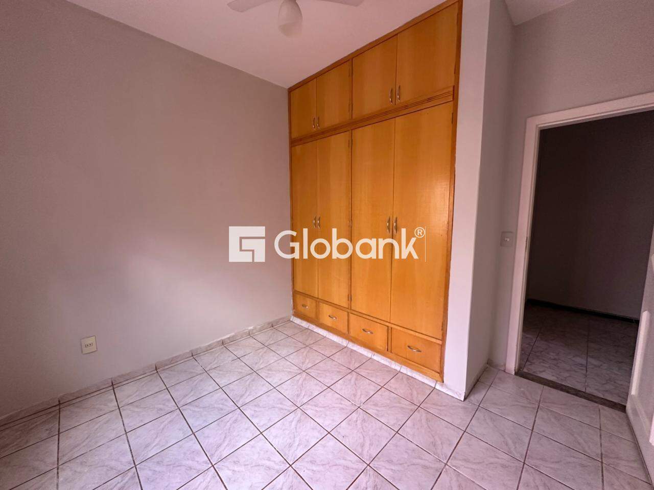 Casa 5 quartos para aluguel Jardim Panorama 280m² Montes Claros MG: