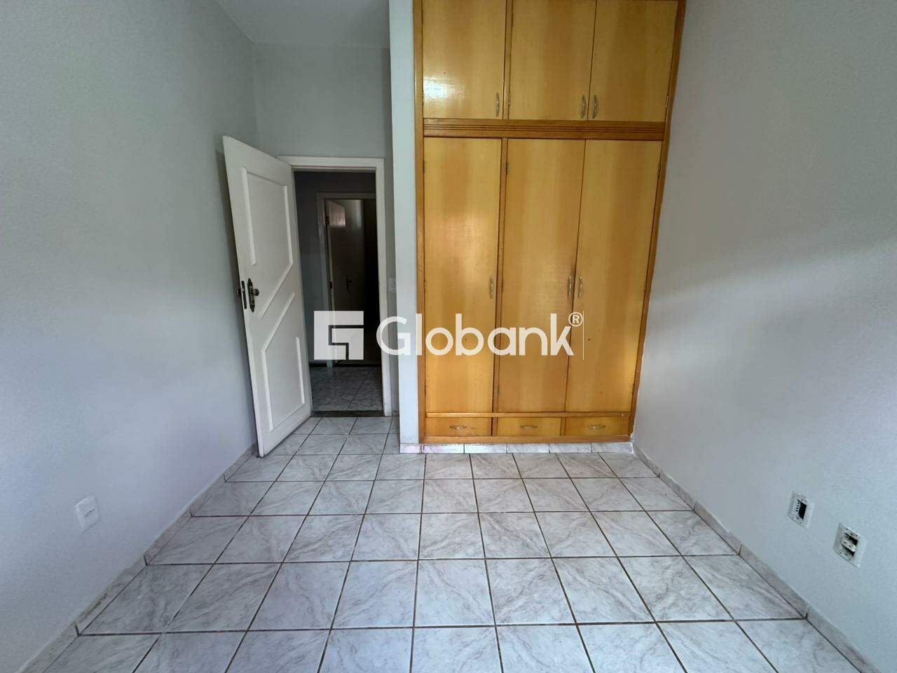 Casa 5 quartos para aluguel Jardim Panorama 280m² Montes Claros MG: