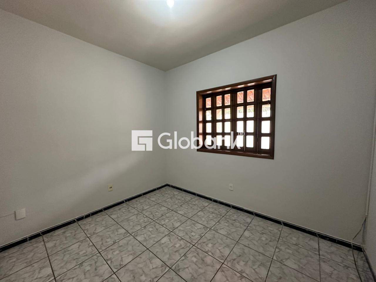 Casa 5 quartos para aluguel Jardim Panorama 280m² Montes Claros MG: