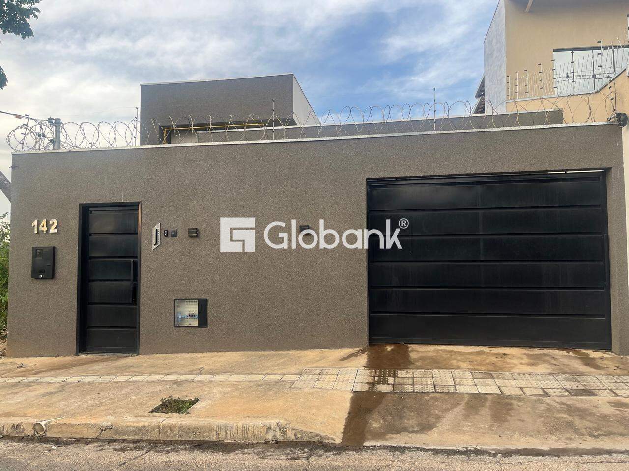 Casa 3 quartos para aluguel Loteamento Jardim Niemeyer 120m² Montes Claros MG: