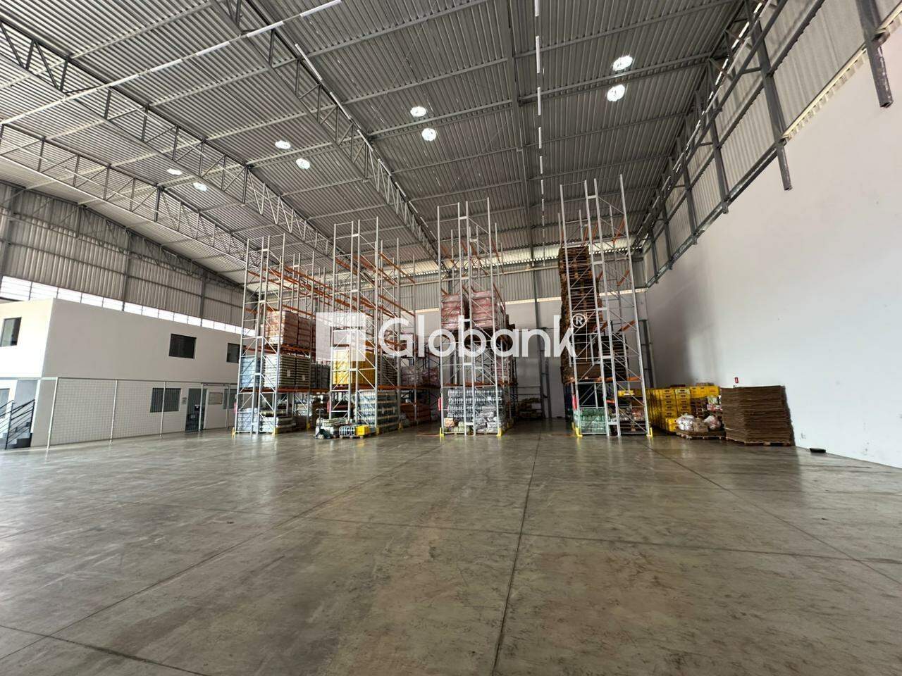 Galpão para aluguel Jardim Primavera 750m² Montes Claros MG: 