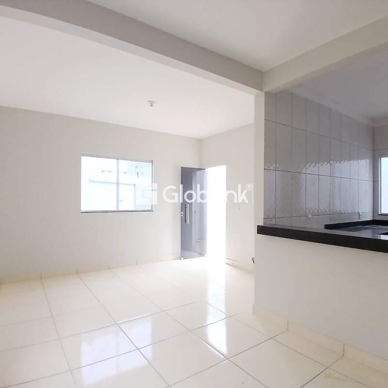 Casa 3 quartos à venda Santo Inácio 71m² Montes Claros MG: 
