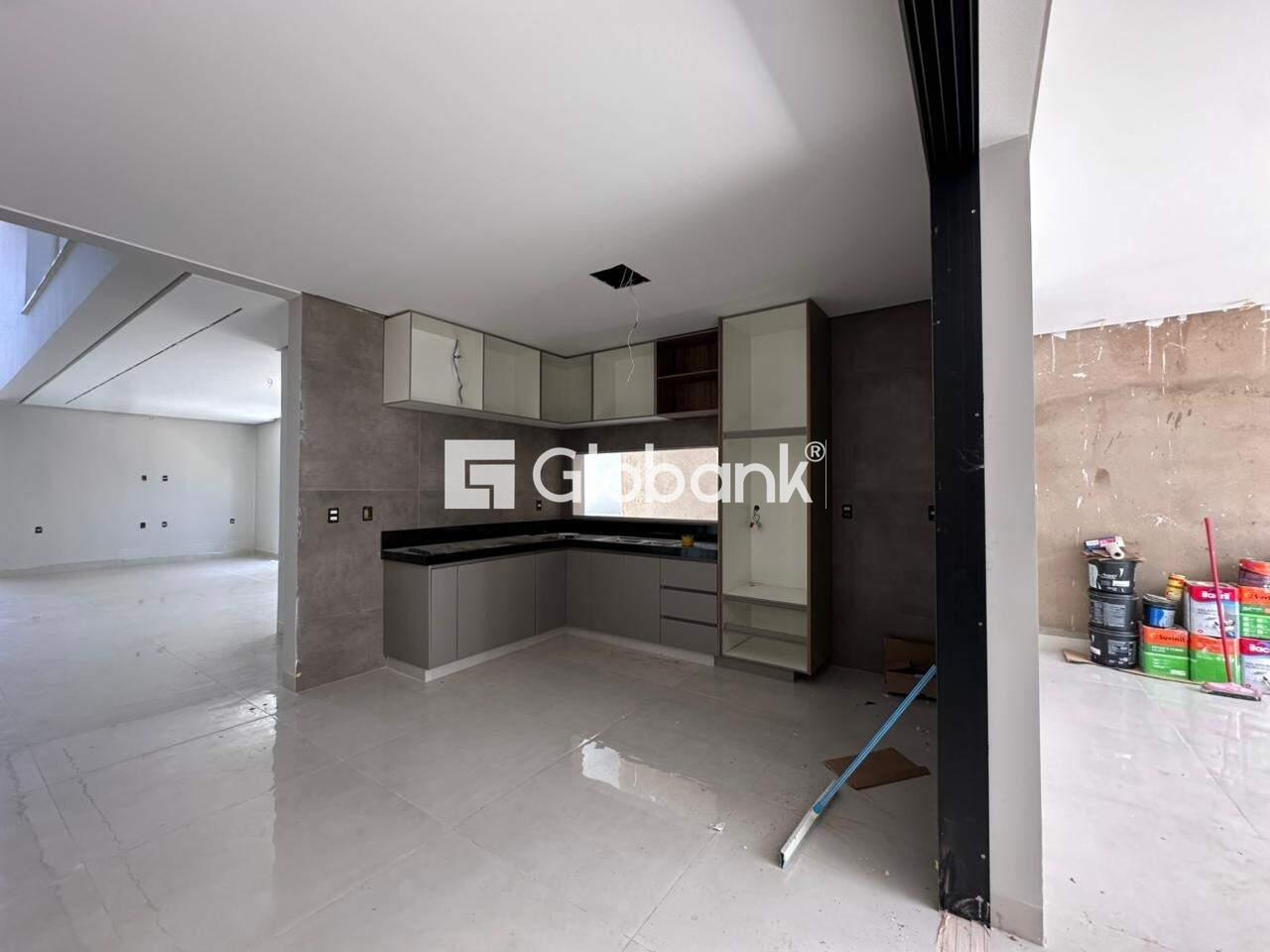 Casa 3 quartos à venda Loteamento Reserva Real 250m² Montes Claros MG: 