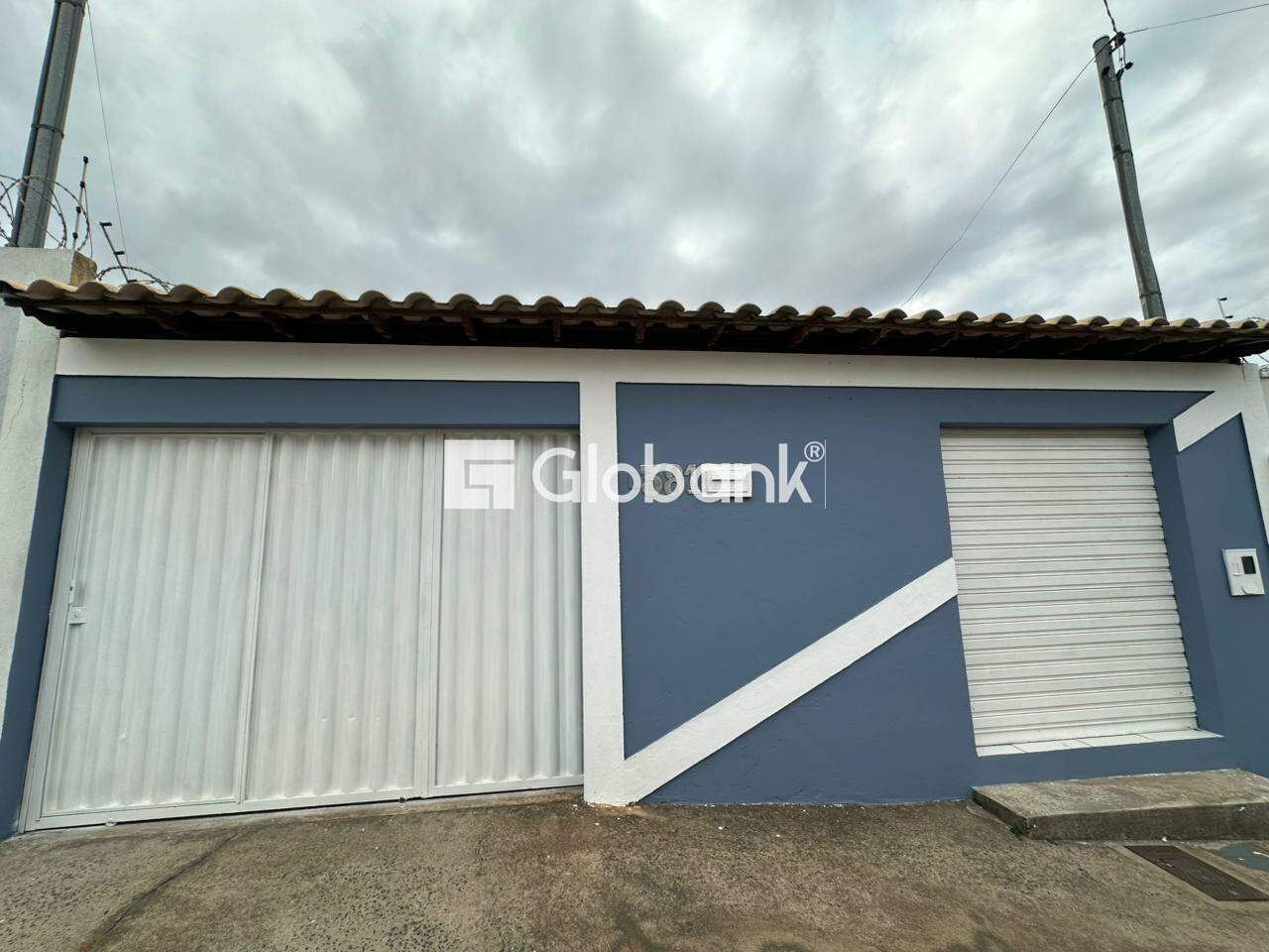 Casa 3 quartos para aluguel Dona Gregória 110m² Montes Claros MG: 