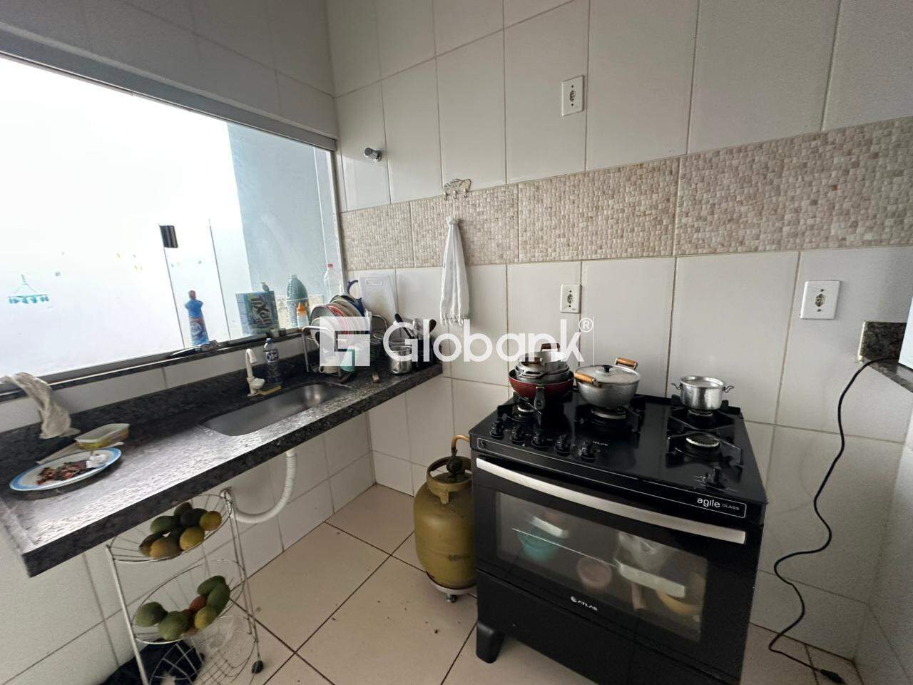 Casa 3 quartos para aluguel Dona Gregória 110m² Montes Claros MG: