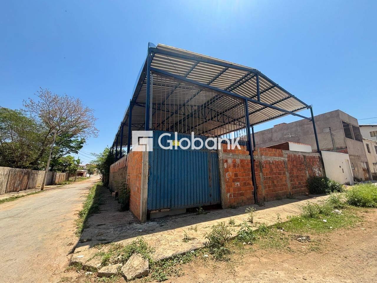 Galpão para aluguel Camilo Prates 180m² Montes Claros MG: 