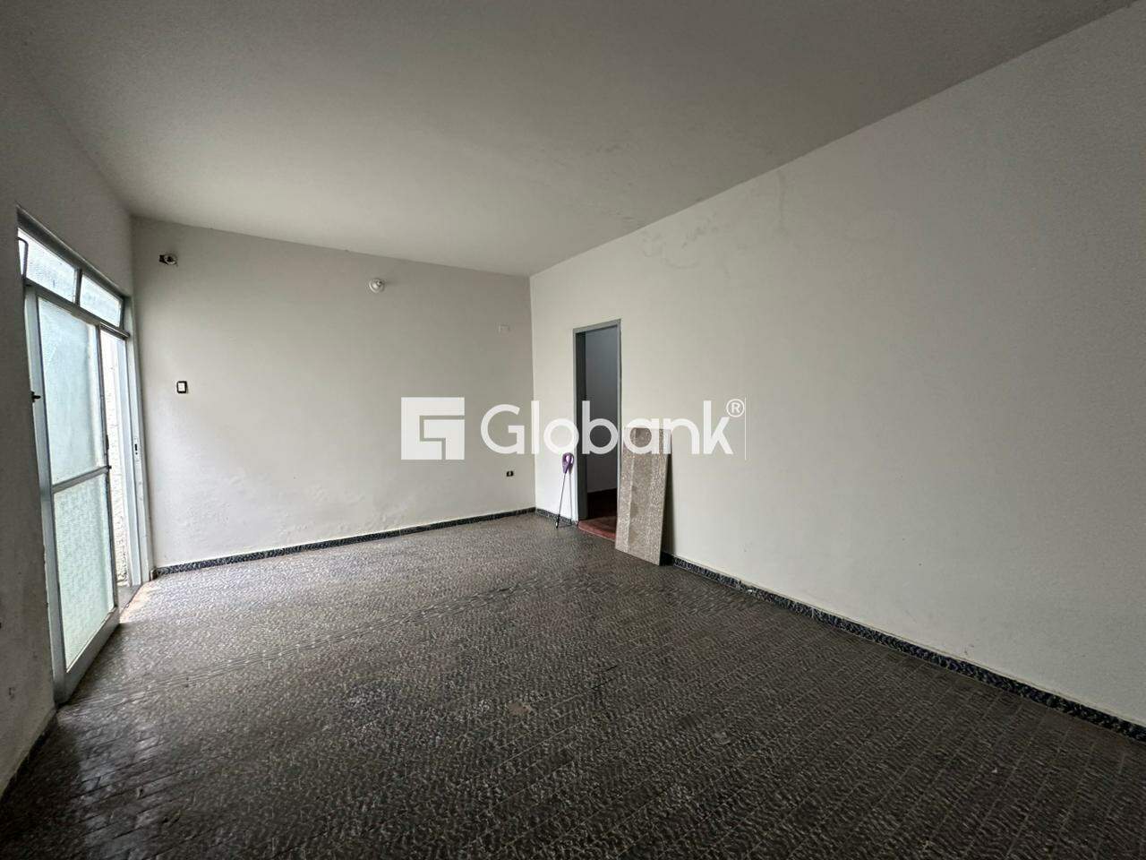 Casa 3 quartos para aluguel Morrinhos 60m² Montes Claros MG: Sala