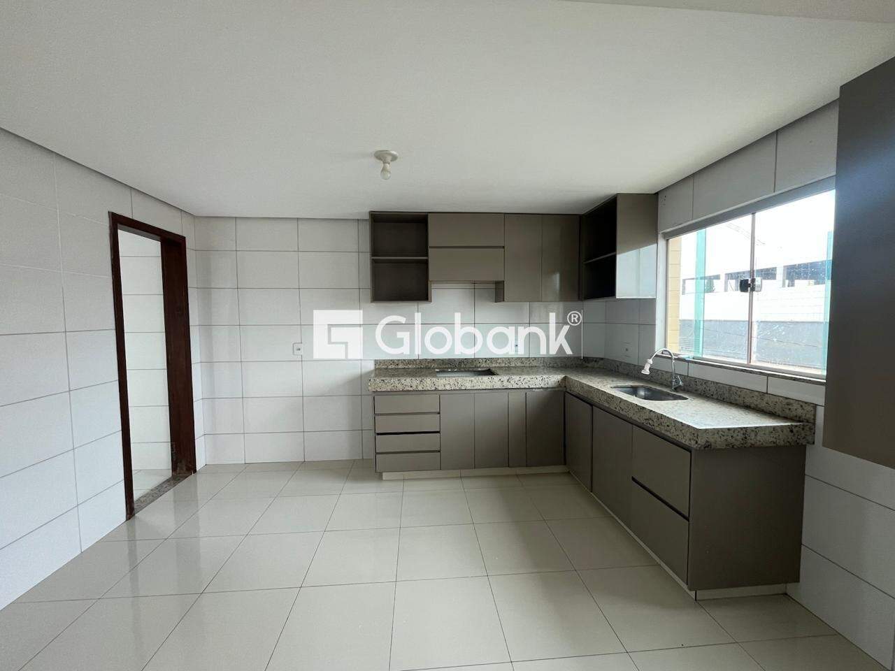 Apartamento 4 quartos à venda Canelas 118m² Montes Claros MG: 