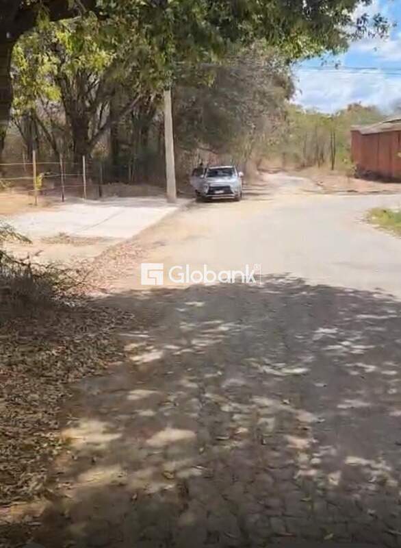 Terreno à venda Jaraguá 400m² Montes Claros MG: 