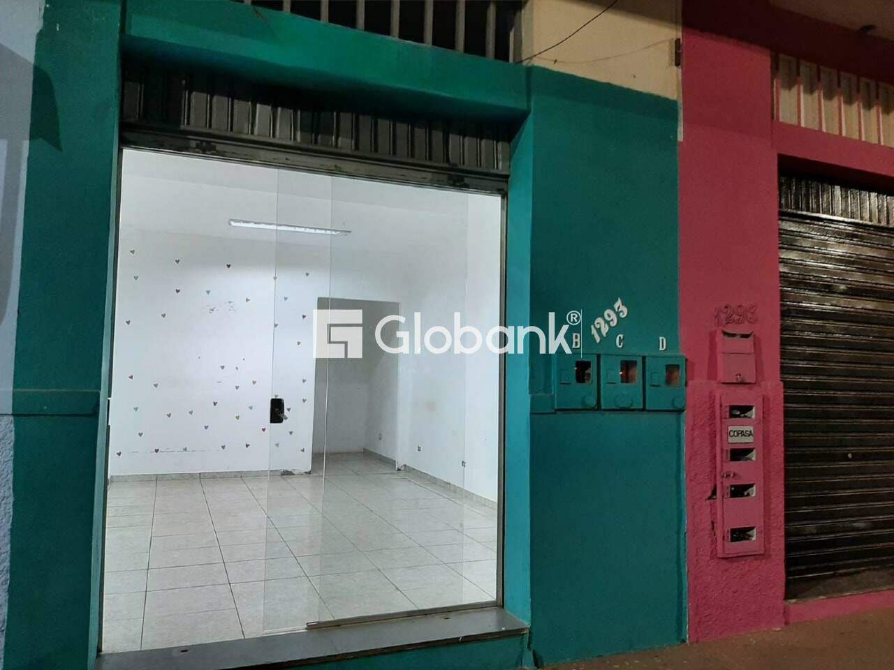 Ponto comercial para aluguel Major Prates 70m² Montes Claros MG: 