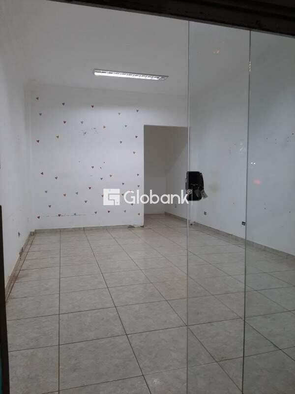 Ponto comercial para aluguel Major Prates 70m² Montes Claros MG: