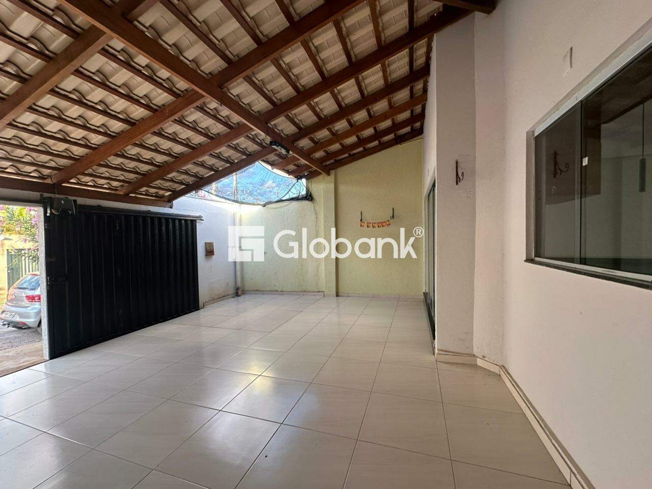 Casa 2 quartos para aluguel Vila Anália 70m² Montes Claros MG: Garagem