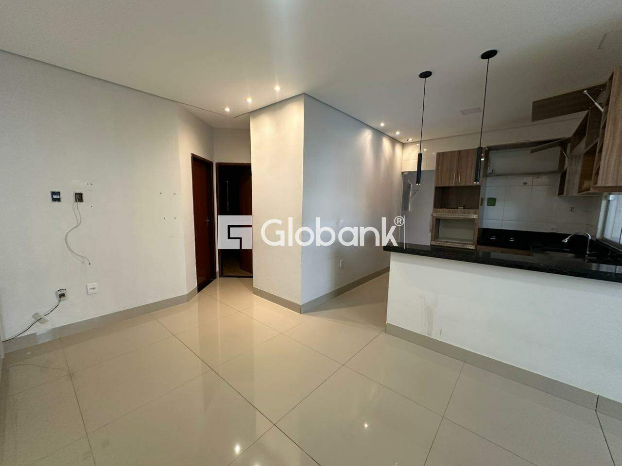Casa 2 quartos para aluguel Vila Anália 70m² Montes Claros MG: Sala