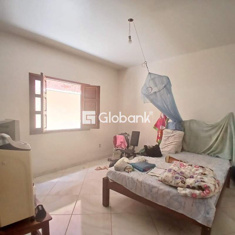 Casa 3 quartos à venda Condomínio Residencial Serrano 85m² Montes Claros MG: 