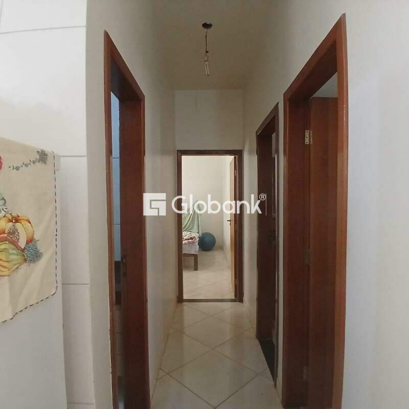 Casa 3 quartos à venda Condomínio Residencial Serrano 85m² Montes Claros MG: 