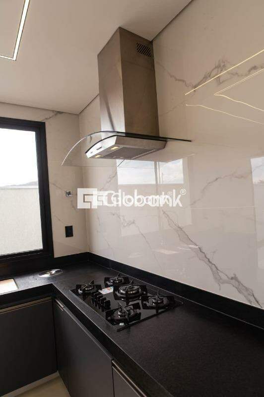 Casa 4 quartos à venda Residencial Terras Alphaville 300m² Montes Claros MG: