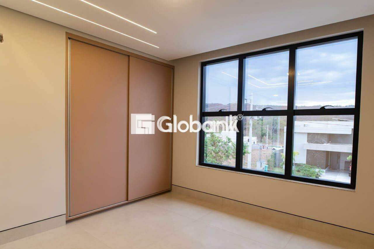 Casa 4 quartos à venda Residencial Terras Alphaville 300m² Montes Claros MG: