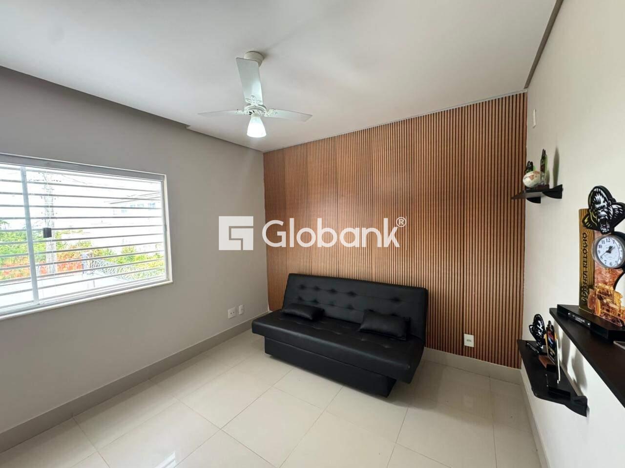 Casa 4 quartos à venda Jardim Parque Morada do Sol 270m² Montes Claros MG: 